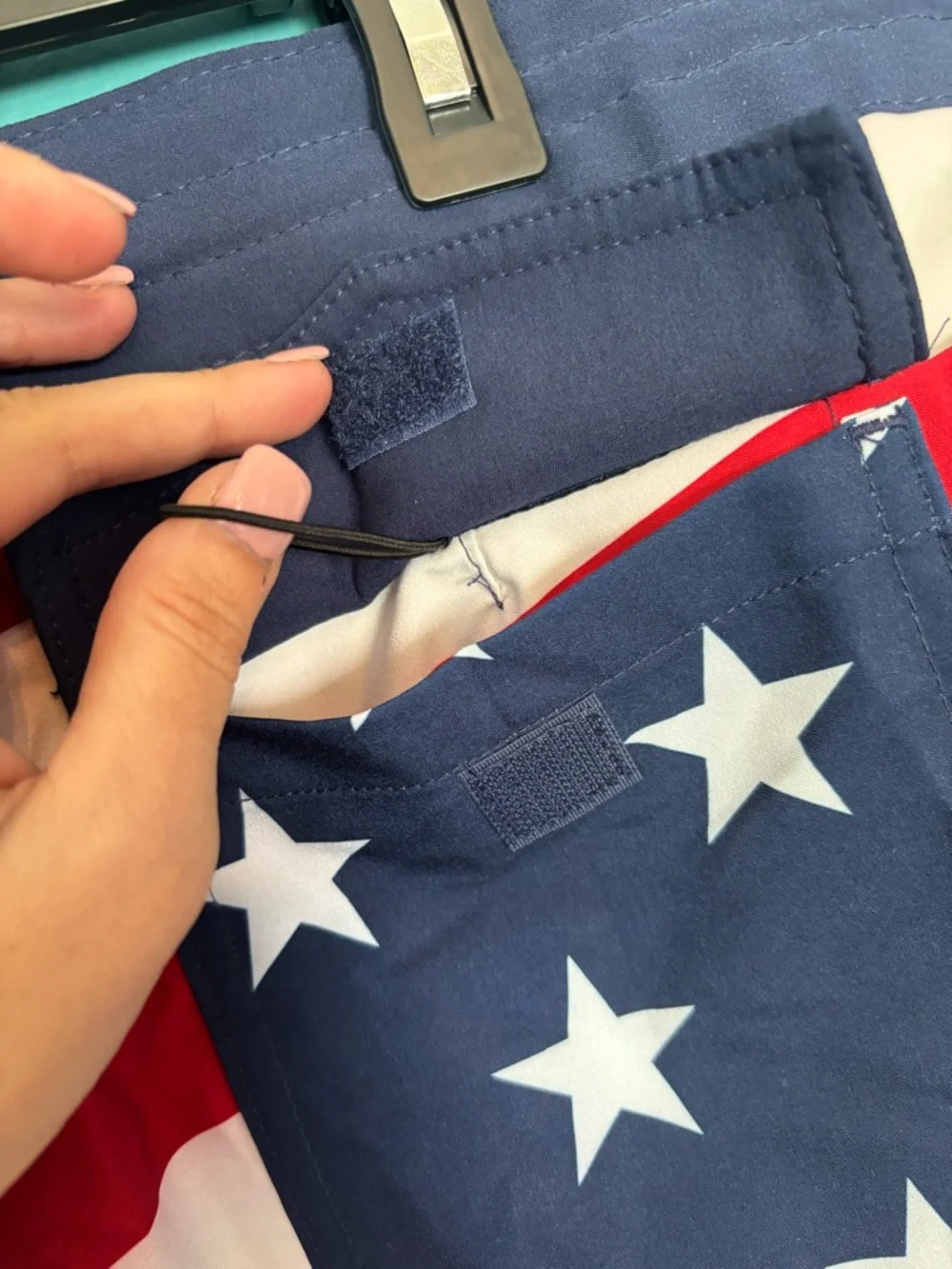 Old Navy American Flag Men’s Swim Trunks - Red, White & Navy Stars Size 40 - Picture 5 of 9